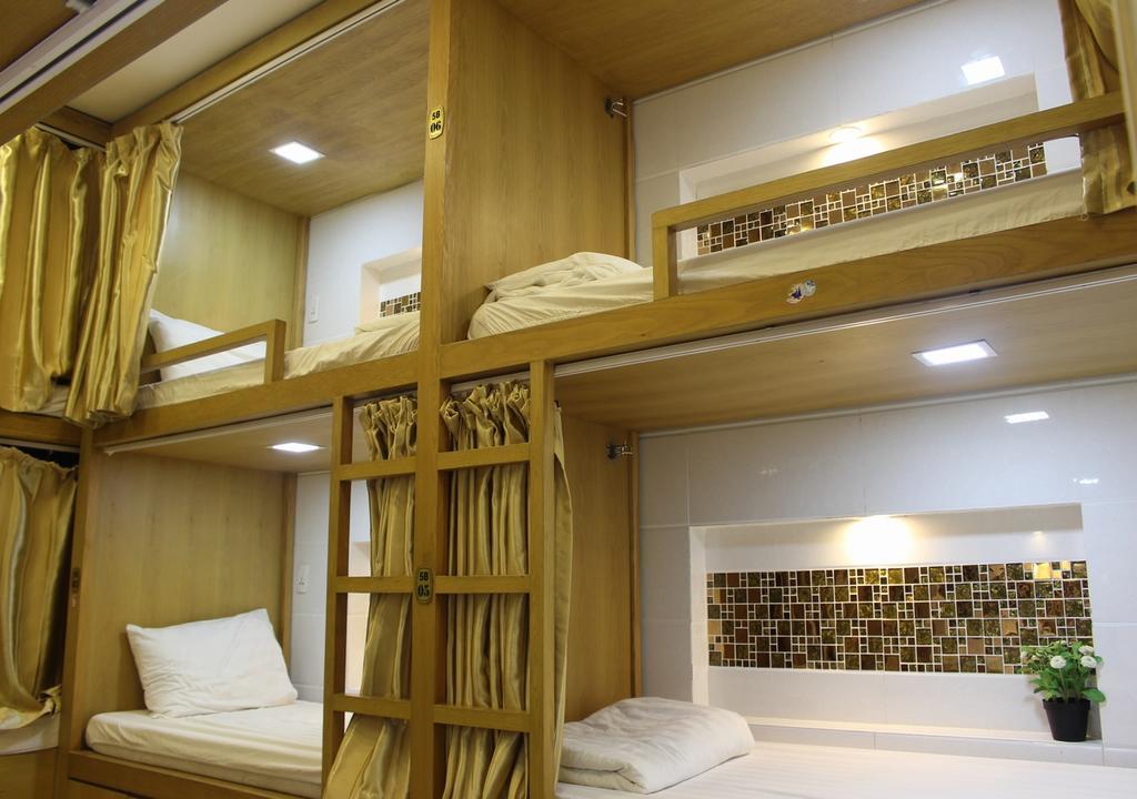 Vintage Hostel Saigon Hô Chi Minh-Ville Extérieur photo